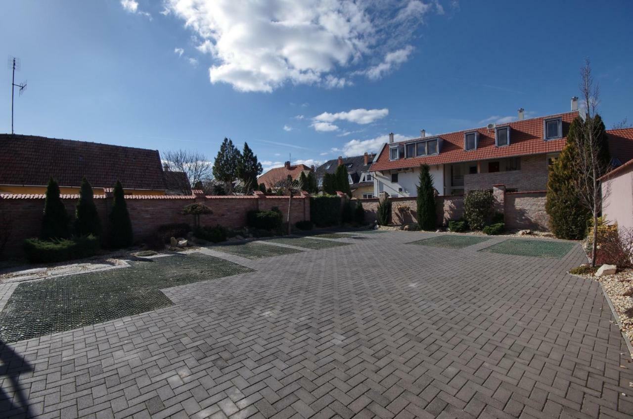Royal Residence Apartments ギュラ エクステリア 写真