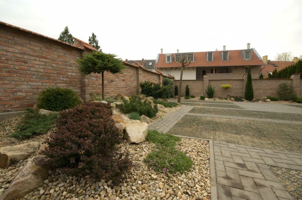 Royal Residence Apartments ギュラ エクステリア 写真